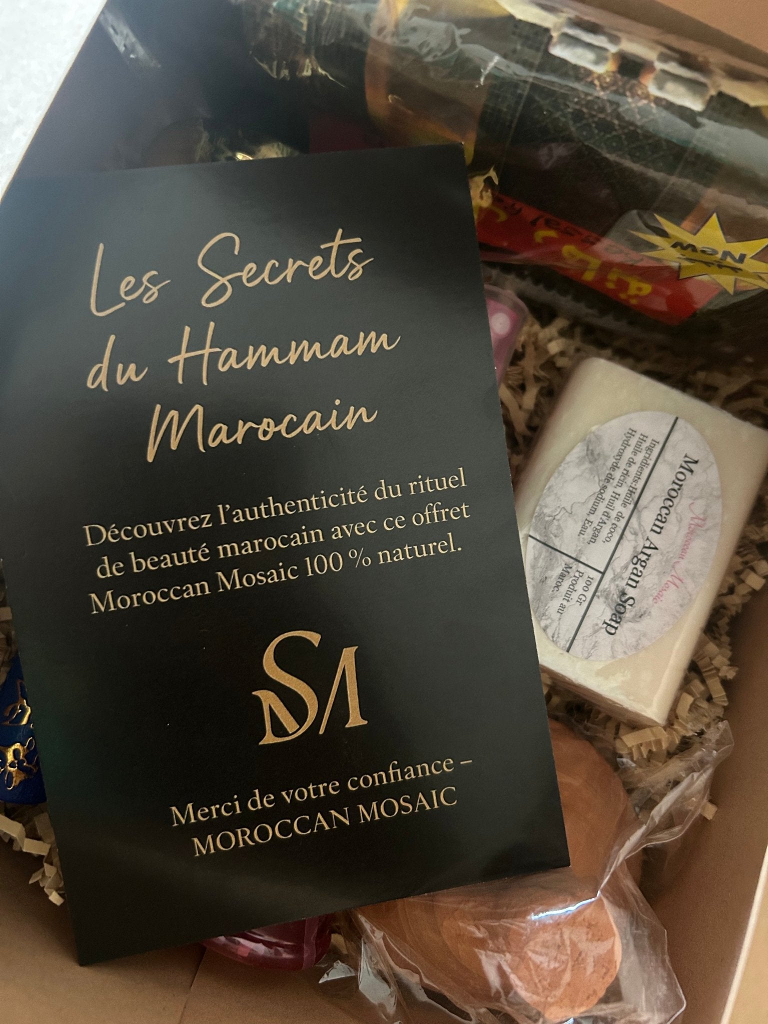 Coffret Beauté Marocaine - Savon Noir - Savon Argan - Rouge a lévres Aker El Fassi +Rouge à Lèvres Magique Marocain (OFFERT)